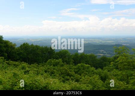 Luftaufnahme in Virginia, USA. Der Shenandoah National Park ist ein Teil der Blue Ridge Mountains in Virginia. Stockfoto