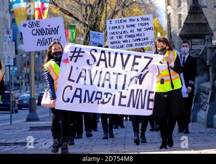 Ottawa, Kanada. Oktober 2020. Einige hundert Mitarbeiter kanadischer Fluggesellschaften, darunter Piloten, Flugbegleiter und Wartungsarbeiter, marschierten vor dem kanadischen Parlament, um die Unterstützung der Regierung für die Luftfahrtindustrie zu fordern, die weiterhin mit der Covid-Krise von 19 zu kämpfen hat. Die Industrie erklärt, dass sie 8 Monate nach der Krise keine Unterstützung von der Regierung erhalten haben, dass Maßnahmen jetzt erforderlich sind, bevor Unternehmen zusammenbrechen, um Arbeitsplätze zu erhalten. Kredit: Meanderingemu/Alamy Live Nachrichten Stockfoto