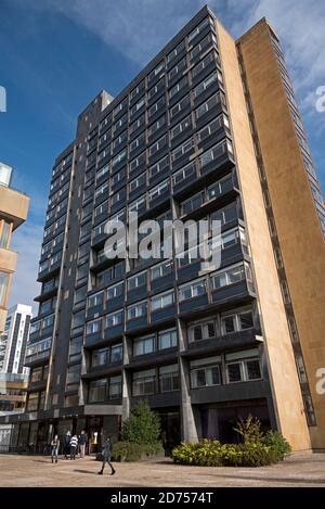 40 George Square früher David Hume Tower an der Universität Edinburgh, Schottland, Großbritannien. Stockfoto