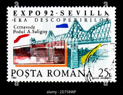 MOSKAU, RUSSLAND - 25. NOVEMBER 2017: Eine in Rumänien gedruckte Briefmarke zeigt Expo Sevilla, Serie, um 1992 Stockfoto