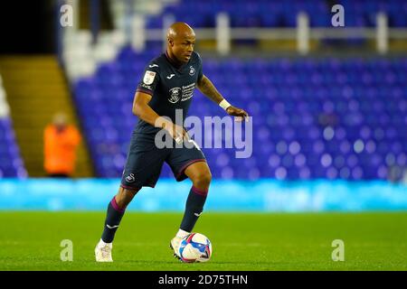 Birmingham, Großbritannien. Oktober 2020. Andre Aiew von Swansea City während des Sky Bet Championship-Spiels zwischen Coventry City und Swansea City in St Andrews, Birmingham, England am 20. Oktober 2020. Foto von Nick Browning/Prime Media Images. Kredit: Prime Media Images/Alamy Live Nachrichten Stockfoto