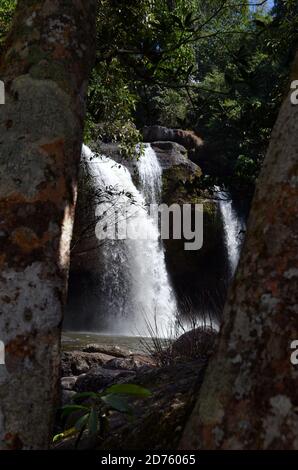 Thailand - Haew Suwat Wasserfall im Khao Yai Nationalpark Stockfoto