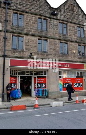 Edinburgh Woolen Mill Schließung Verkauf UK Stockfoto