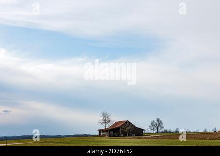 Feldscheune, Hütte, Acker, Iggingen, Schwäbische Alb Stockfoto