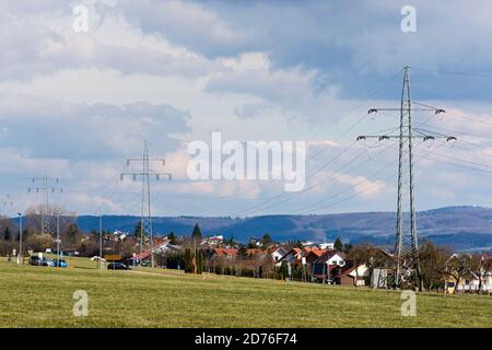 Iggingen, Schwäbische Alb, Stromtrasse Stockfoto