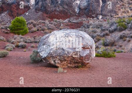 Vulkanische Gesteinslandschaft bei Cofrentes. Valencia, Spanien Stockfoto