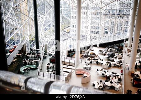 Berlin, Deutschland. Oktober 2020. Blick in den Neubau des Medienkonzerns Springer. Quelle: Kay Nietfeld/dpa/Alamy Live News Stockfoto