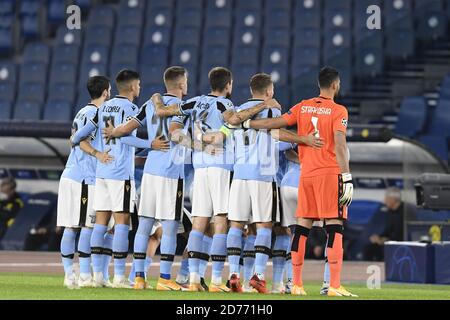 Rom, Italien. Oktober 2020. ROM, ITALIEN - Oktober 20 : die Spieler der SS Lazio posieren ein Foto vor dem UEFA Champions League Fußballspiel zwischen SS Lazio und Borussia Dortmund am 20. Oktober 2020 im Stadio Olimpico in Rom, Italien /LM Credit: Claudio Pasquazi/LPS/ZUMA Wire/Alamy Live News Stockfoto