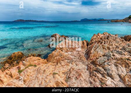 Blick auf die berühmte Spiaggia del Principe, einem der schönsten Strände der Costa Smeralda, Sardinien, Italien Stockfoto