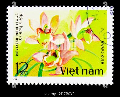 MOSKAU, RUSSLAND - 26. NOVEMBER 2017: Eine in Vietnam gedruckte Briefmarke zeigt Cymbidium hybridum, Orchids Serie, um 1979 Stockfoto