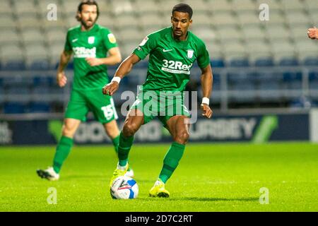 London, Großbritannien. Oktober 2020. Scott Sinclair von Preston North End in Aktion während des Spiels der EFL Skybet Championship, Queens Park Rangers gegen Preston NE im Kiyan Prince Foundation Stadium, Loftus Road in London am Mittwoch, 21. Oktober 2020. Dieses Bild darf nur für redaktionelle Zwecke verwendet werden. Nur redaktionelle Verwendung, Lizenz für kommerzielle Nutzung erforderlich. Keine Verwendung in Wetten, Spiele oder ein einzelner Club / Liga / Spieler Publikationen. PIC von Tom Smeeth / Andrew Orchard Sport Fotografie / Alamy Live News Kredit: Andrew Orchard Sport Fotografie / Alamy Live News Stockfoto