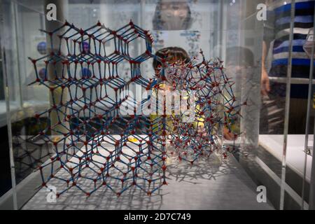 Nagoya / Japan - Nov 27 2019 : Modellausstellung für die Wissenschaft im Nagoya City Science Museum ist ein beliebtes Touristenziel. Stockfoto