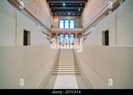 Berlin Neues Museum, Neues Museum, auf der Museumsinsel oder Museumsinsel. Innen. Rekonstruktion durch den Architekten David Chipperfield. Stockfoto