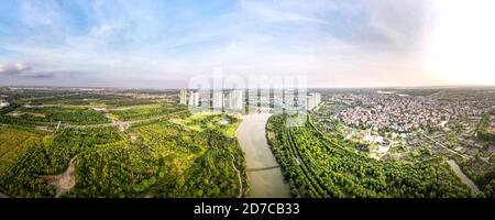 Eco-Park Ecological Urban Wohngebiet, Hung Yen, Vietnam - 25. September 2020: Ein Panoramablick auf Eco-Park Öko-Stadtgebiet von oben. Dies ist ein Stockfoto