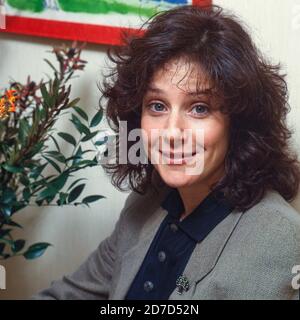 Die amerikanische Schauspielerin Debra Winger in London 1993 promotete sie Film Shadowlands, die auch Anthoiny Hopkins Stockfoto