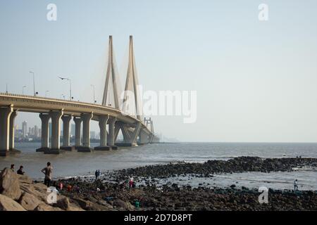 Mumbai, Indien - 22. März 2019: Herrliche Ansicht von Worli Sealink, einer Brücke, die Bandra und Worli in Mumbai verbindet. Stockfoto