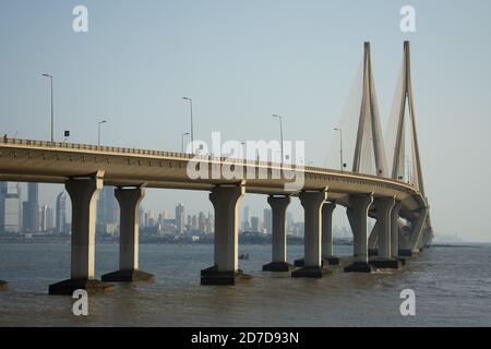 Mumbai, Indien - 22. März 2019: Herrliche Ansicht von Worli Sealink, einer Brücke, die Bandra und Worli in Mumbai verbindet. Stockfoto
