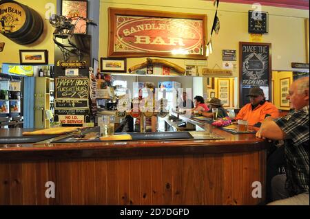 Cuballing Pub ist ein typisches westaustralisches Wheatbelt Country Pub aus dem frühen 20. Jahrhundert. Stockfoto