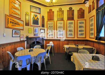 Cuballing Pub ist ein typisches westaustralisches Wheatbelt Country Pub aus dem frühen 20. Jahrhundert. Stockfoto