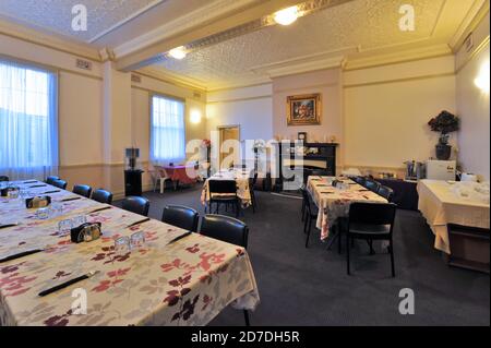 Cuballing Pub ist ein typisches westaustralisches Wheatbelt Country Pub aus dem frühen 20. Jahrhundert. Stockfoto