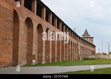 Kreml in Kolomna. Überreste einer Festung aus dem 16. Jahrhundert in der Stadt Kolomna im Osten der Region Moskau. Stockfoto