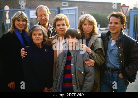 Diese Drombuschs, Fernsehserie, Deutschland 1983 - 1994, Darsteller: Sabine Kaack, Grete Wurm, Hans Peter Korff, Witta Pohl, Eike Schweikhardt, Marion Kracht, Mick Werup Stockfoto