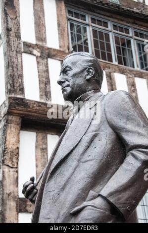 Rund um Großbritannien - Statue von Stanley Baldwin, Worcestershire, Großbritannien Stockfoto