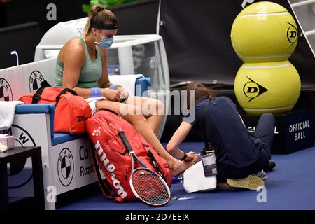 Ostrava, Tschechische Republik. Oktober 2020. ***CTK POOL*** Aryna Sabalenka aus Weißrussland spielt beim Tennisturnier J&T Banka Ostrava Open 2020 in Ostrava, Tschechien, 22. Oktober 2020 gegen Cori Gauff aus den USA. Kredit: Jaroslav Ozana/CTK Foto/Alamy Live Nachrichten Stockfoto