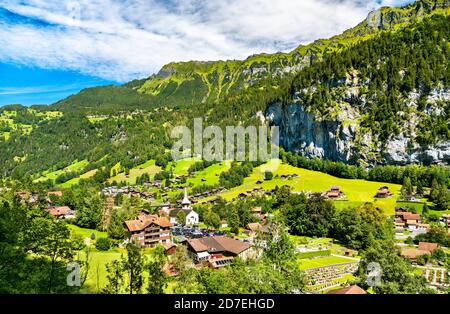 Luftaufnahme des Lauterbrunnens vom Staubbachfall, Schweiz Stockfoto