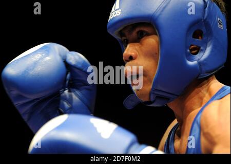 Grimace eines Boxers Gesicht, duirng ein A-Mateur-Boxkampf des AIBA World Boxing Champioship in Mailand 2009. Stockfoto