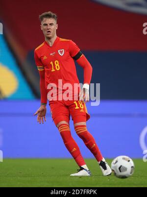 Wales' Joe Rodon beim internationalen Freundschaftsspiel im Wembley Stadium, London. Stockfoto