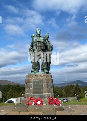 COMMANDO MEMORIAL in Lochaber, Schottland, enthüllt 1952, mit Blick auf das Commando Training Depot in Achnacarry Castle, das 1942 gegründet wurde. Stockfoto