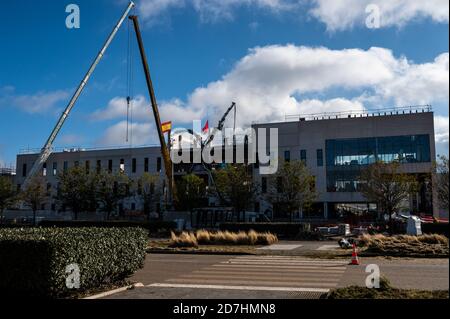 Madrid, Spanien. Oktober 2020. Blick auf den Bau des neuen Notkrankenhauses, Isabel Zendal Krankenhaus in Valdebebas, Dass es geplant ist, Unterstützung gegen Pandemien oder gesundheitliche Notlagen zu leisten und Anfang November 19 Betten für COVID-1,000-Patienten zur Verfügung zu stellen, da Madrid weiterhin eine hohe Zunahme von Coronavirus-Infektionen registriert. Quelle: Marcos del Mazo/Alamy Live News Stockfoto