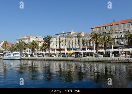 Riva Promenade ist der beliebteste und wichtigste öffentliche Ort in Split, Kroatien Stockfoto