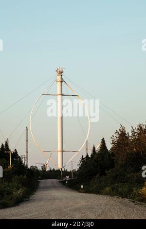 Vertikale Windkraftanlage, Windpark Eole Cap-Chat, Quebec, Kanada. Stockfoto