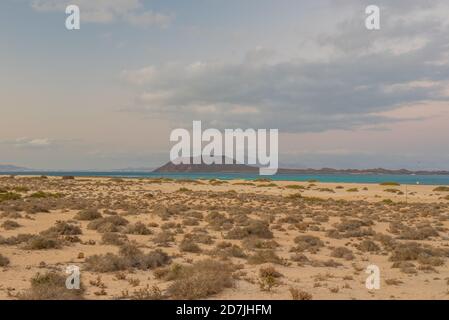 Dunas de Corralejo Naturpark in Fuerteventura, Spanien im Herbst 2020. Stockfoto