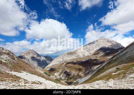 Weitblick in der Region Abruzzen in Mittelitalien Stockfoto