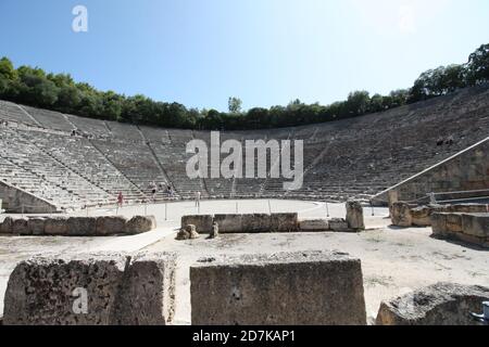 Amphitheater in der Nähe des Tempels von Asklepius in Epidaurus Stockfoto