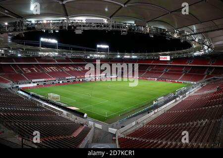 Stuttgart, Deutschland. 23. Okt, 2020. firo: 23.10.2020, Fußball, 1. Bundesliga, Saison 2020/2021, 5. Spieltag, VFB Stuttgart - FC Köln, Mercedes-Benz Arena Stuttgart, Geisterspiel, Übersicht, Allgemein, Leerbereich, Nutzung weltweit Credit: dpa/Alamy Live News Stockfoto