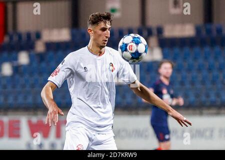 VELSEN-ZUID , 23-10-2020 , Rabobank IJmond Stadion , Niederländischer Fußball , Keuken Kampioen Divisie , Saison 2020 / 2021. Telstar-Spieler Welat Cagro im Spiel Telstar gegen Helmond Sport Stockfoto