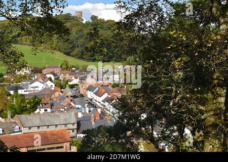 Dunster ist Dorf Bürgergemeinde ehemaligen Herrenhaus in englischer Grafschaft Von Somerset heute nur innerhalb Exmoor Nationalpark Es liegt An der Küste des Bristol Channel Stockfoto