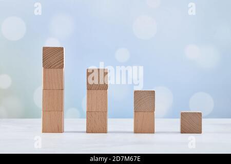 Holzwürfel in Form des Diagramms kombiniert Stockfoto