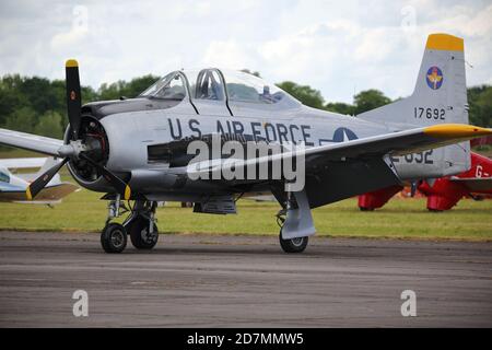 North American T-28A Trojan G-TROY auf der Abingdon Air & Country Show 2017, Großbritannien Stockfoto