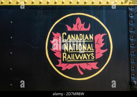 Canadian National Railways Logo von 1954 auf EINER Eisenbahn gemalt Personenbeförderung Eisenbahn CN-Schiene Stockfoto