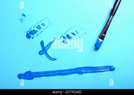 Abstrakte nahtlose Formen mit blauer Ölfarbe auf blauem Papier. Stockfoto