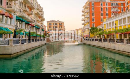 Qanat Quartier im Pearl in Doha, Katar Stockfoto