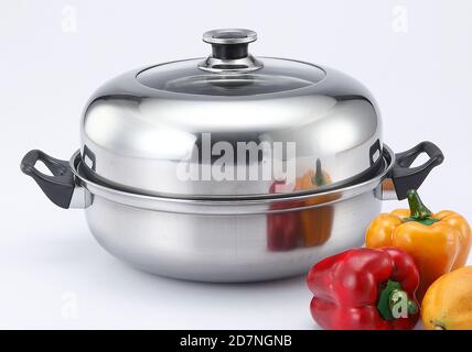 Dampfgarer aus Edelstahl Stockfoto