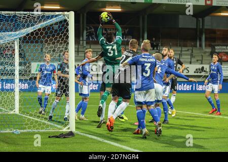 Kongens Lyngby, Dänemark. Oktober 2020. Thomas Mikkelsen (31) von Lyngby Boldklub beim 3F Superliga Match zwischen Lyngby Boldklub und Odense Boldklub auf Lyngby Stadion in Kongens Lyngby. (Bildnachweis: Gonzales Photo - Rune Mathiesen). Stockfoto