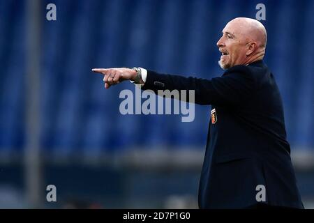 Genua, Italien. Okt. 2020. GENUA, ITALIEN - 24. Oktober 2020: Rolando Maran, Cheftrainer des FC Genua, Gesten während der Serie A Fußballspiel zwischen Genua CFC und FC Internazionale. (Foto von Nicolò Campo/Sipa USA) Quelle: SIPA USA/Alamy Live News Stockfoto