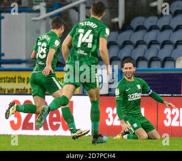 Huddersfield, Großbritannien. Okt. 2020. 24. Oktober 2020 The John Smiths Stadium, Huddersfield, Yorkshire, England; English Football League Championship Football, Huddersfield Town versus Preston North End; Alan Browne (8) von Preston North End feiert den Torsieg Credit: Action Plus Sports Images/Alamy Live News Stockfoto